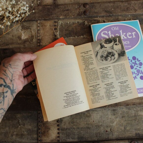 Vintage 1980s 2000s Recipe Booklets, Old Shaker, Salads, Oxmoor House, Cookbooks - Picture 9 of 10